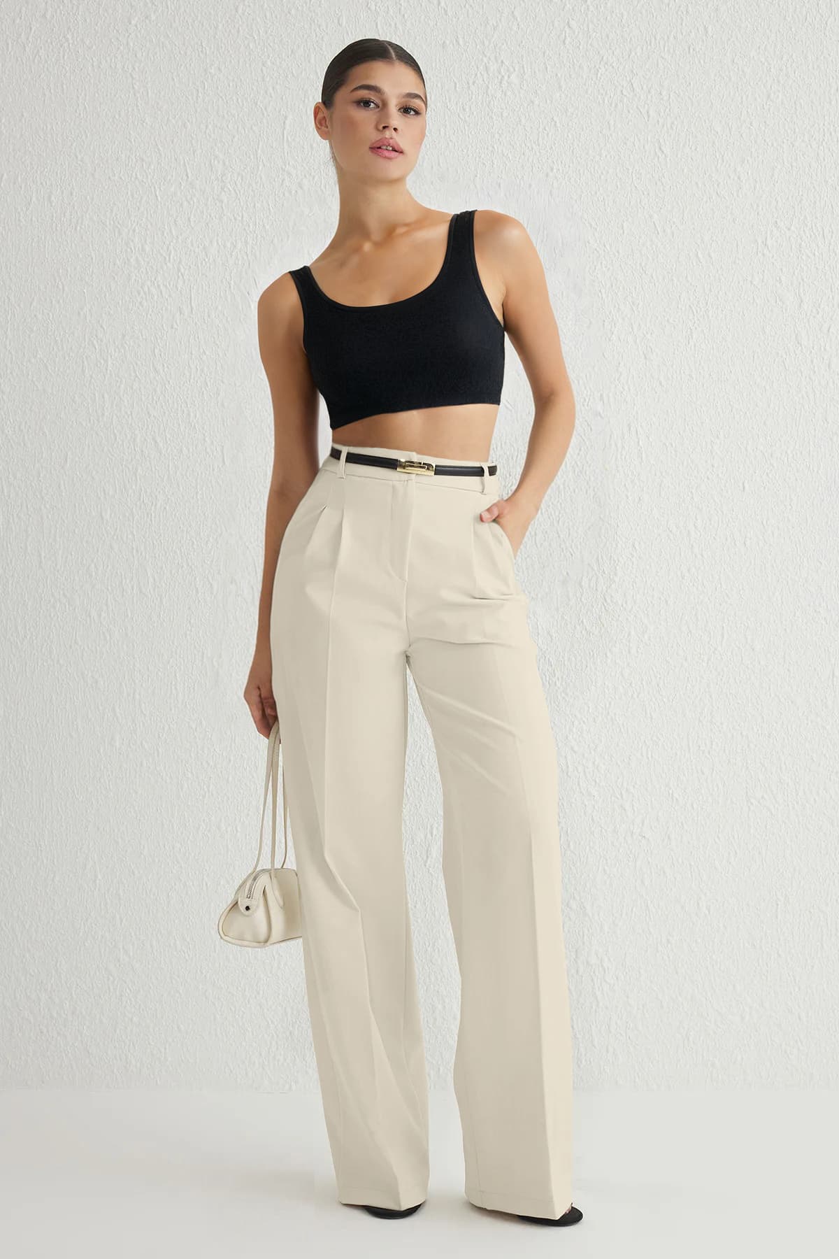 Ecru Plissee Wide Leg/Weit geschnittene Webhose TWOAW25PL00109 بالازو