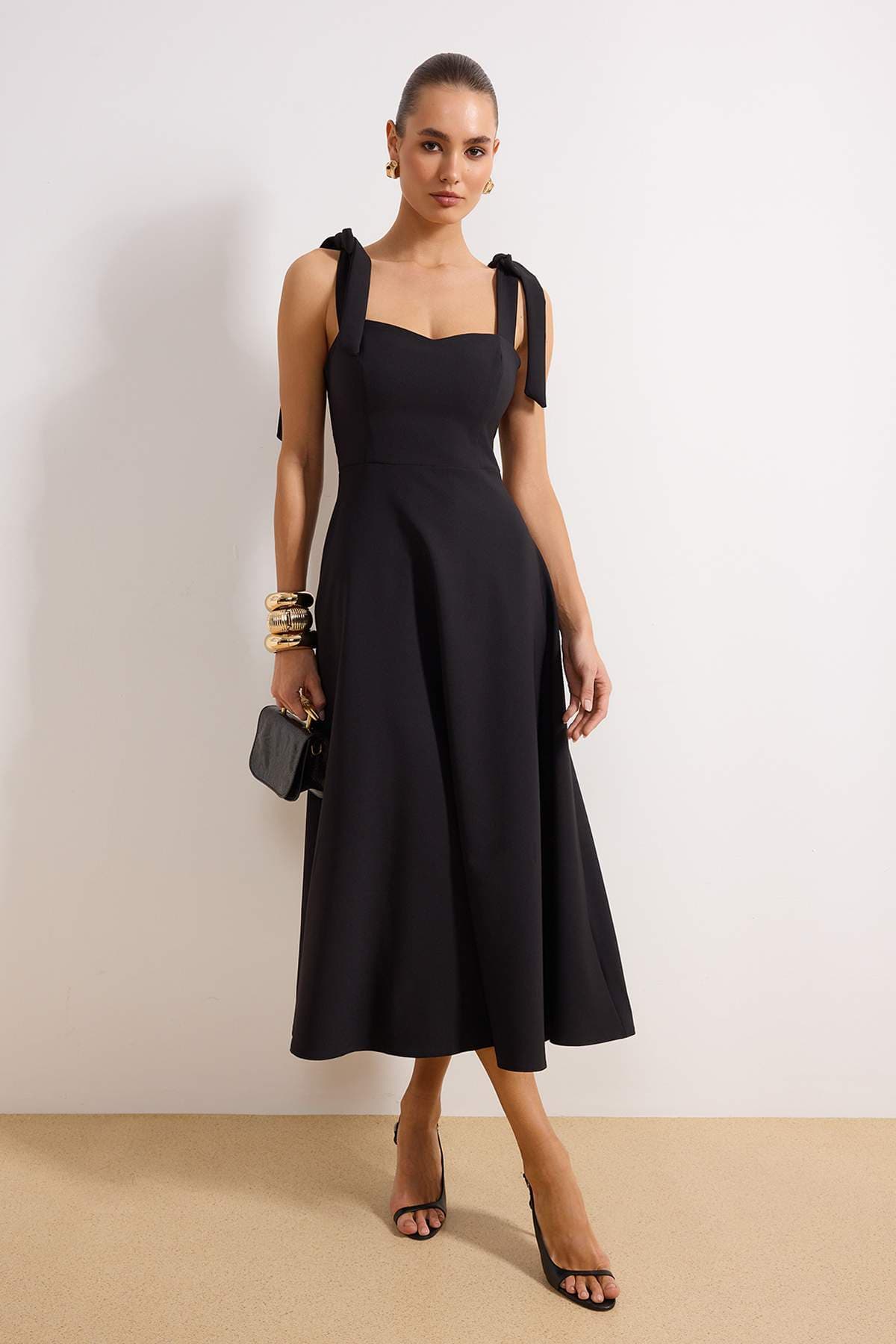 Schwarzes A-Linien-Abendkleid mit gewebtem Träger und Schnürung, Nachtabendkleid TPRSS24EL00251